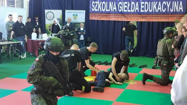 ZS Marcinkowice 1.jpg
