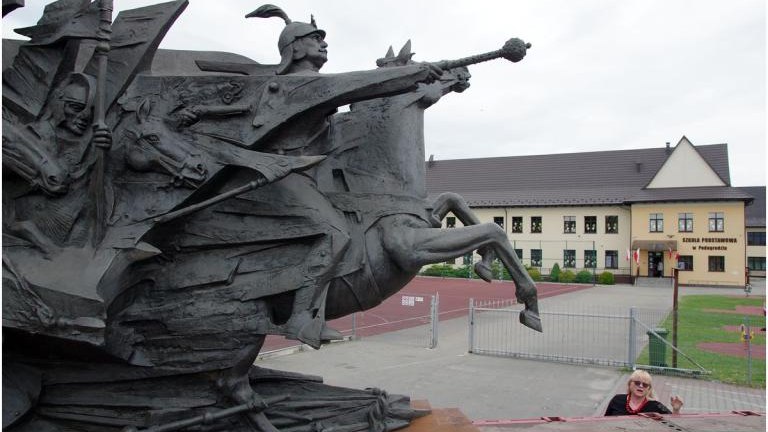 pomnik_008_2022.JPG