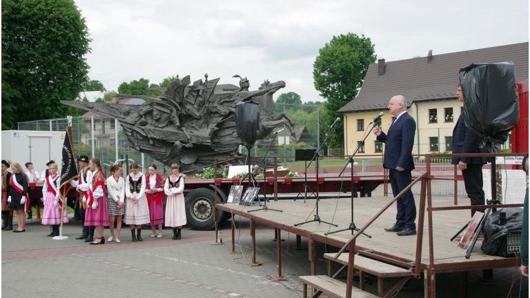 pomnik_032_2022.JPG
